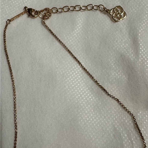 Kendra Scott Drusy Necklace Goldtone, Excellent Pre-Owned Condition 18”+ 1.5 Ext - Picture 4 of 7